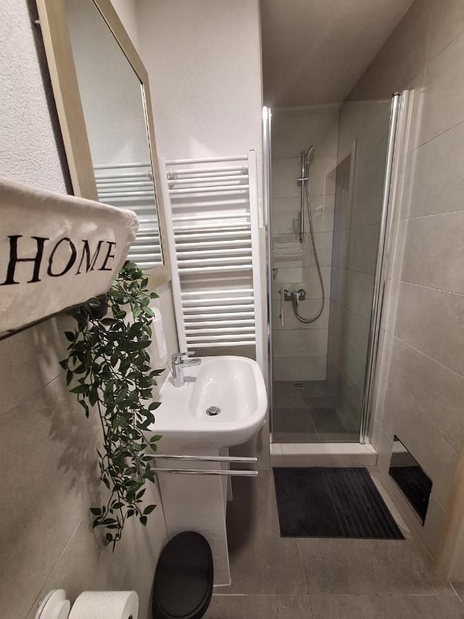 Studio Apartmani Louis I Lola Zagreb Extérieur photo