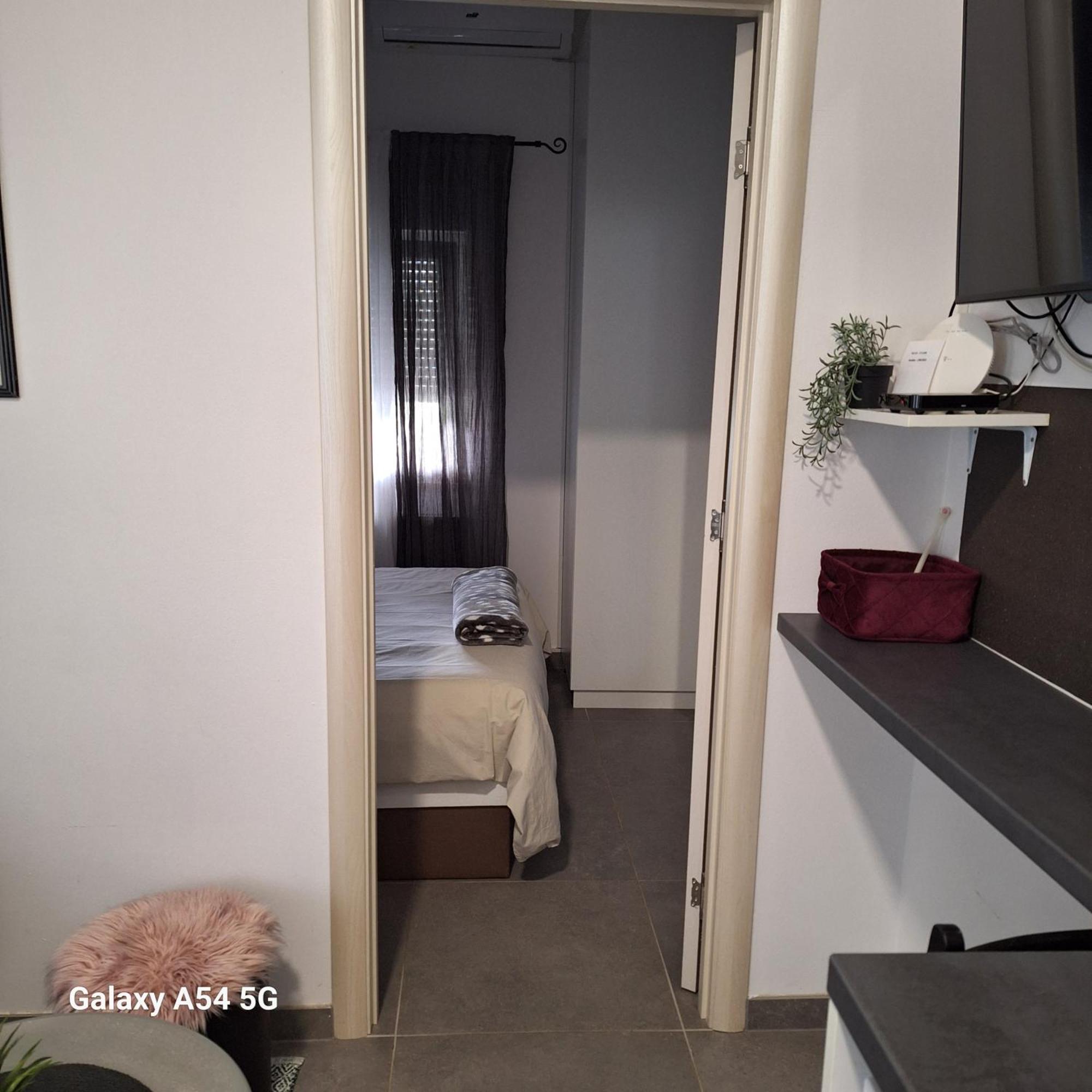 Studio Apartmani Louis I Lola Zagreb Extérieur photo