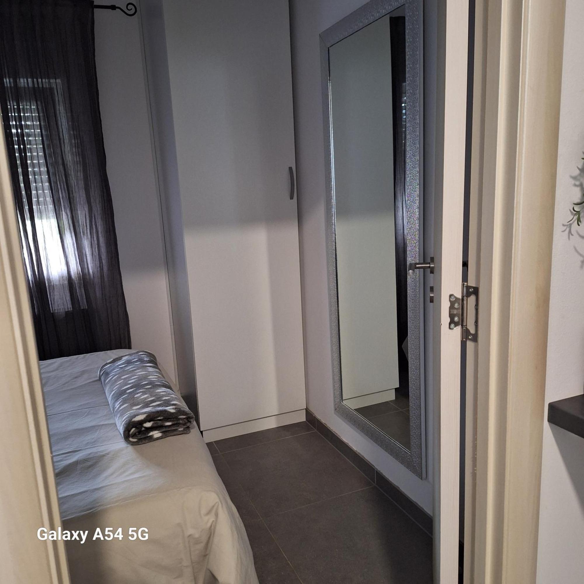 Studio Apartmani Louis I Lola Zagreb Extérieur photo